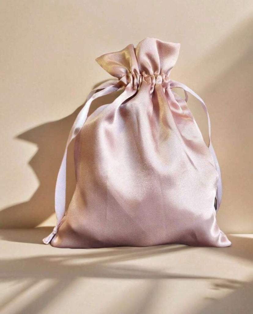 SAC CADEAU SATIN BEIGE X1